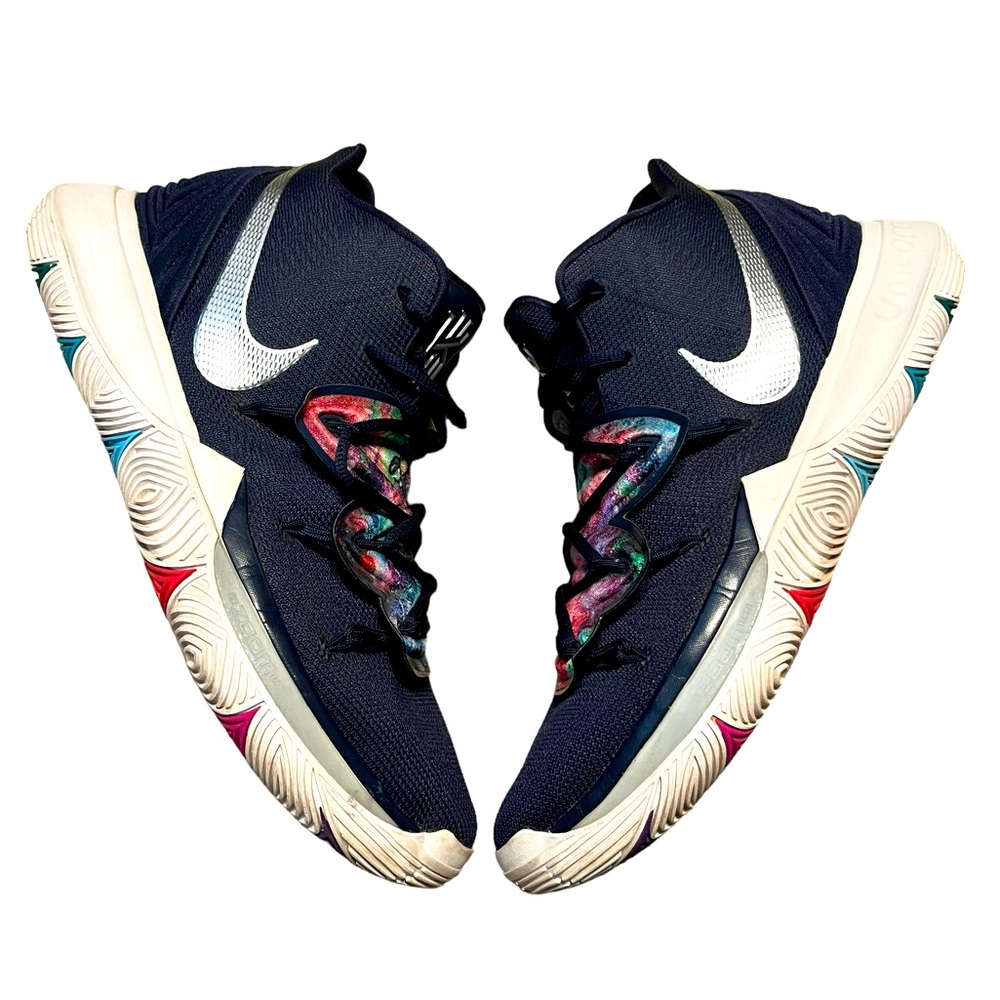 Kyrie 5 “Galaxy” Basketball Shoes